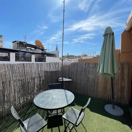 J2 Apartment With Cathedral Views From Terrace Sevilla Exterior foto
